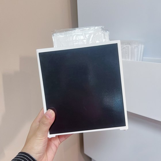 家用口罩盒收纳盒磁吸免打孔冰箱磁贴玄关多功能白板磁性置物盒子