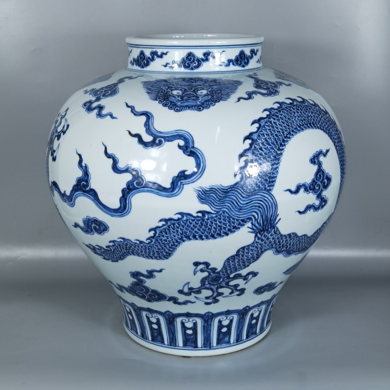 明代宣德青花龙纹大罐：穿越时空的艺术瑰宝，收藏界的梦幻逸品