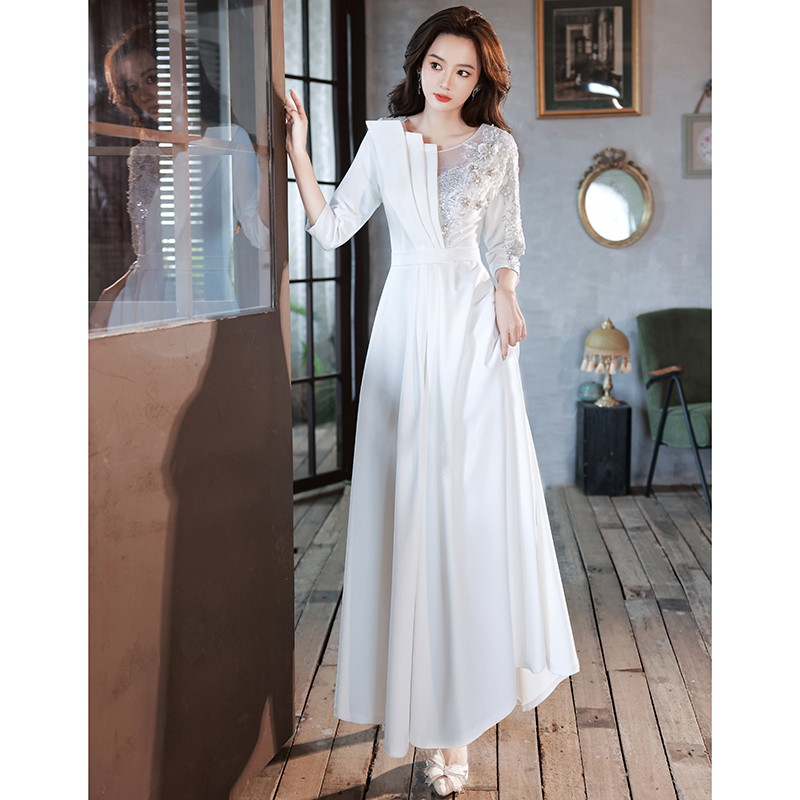 High-End Elegant White Evening Dress for Women 2025 New Style, Light Luxury, Niche, Long-Sleeved, Hostess, Sophisticated Feel