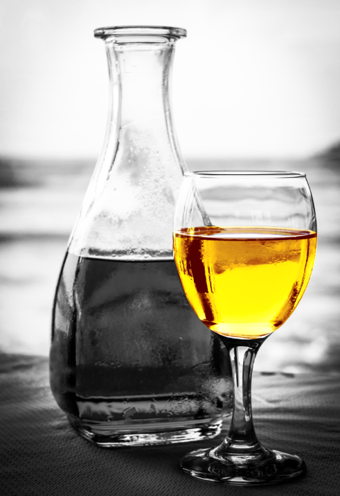 小尺寸背景墙红酒