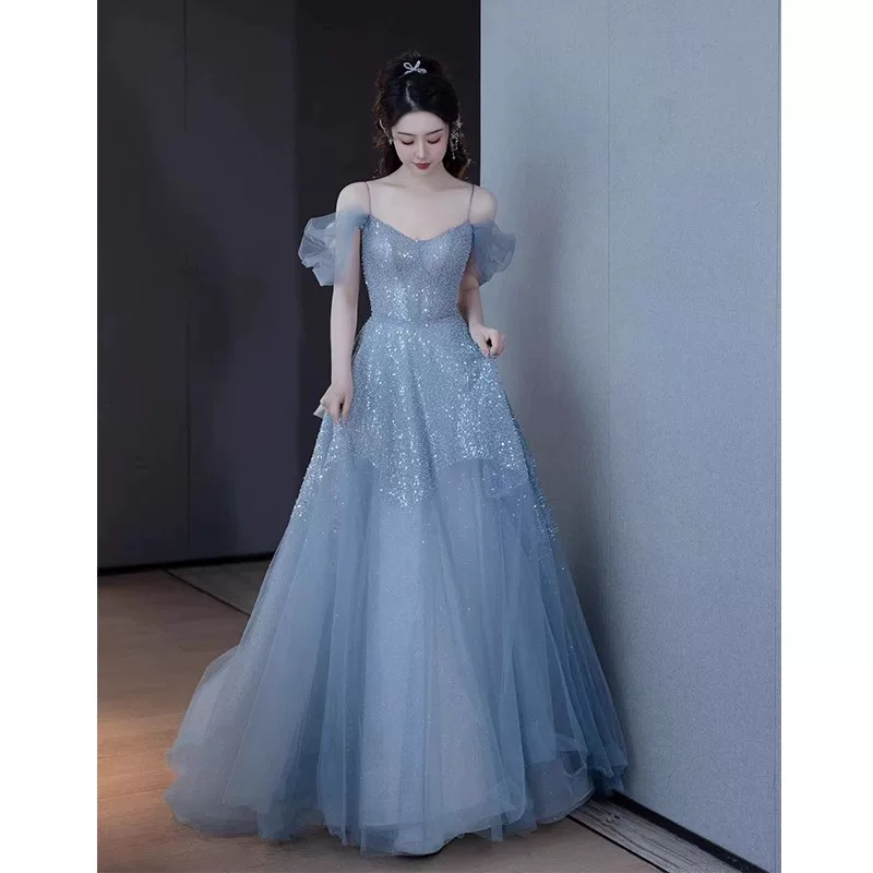 Blue evening dress for students, small princess costume, lifting effect