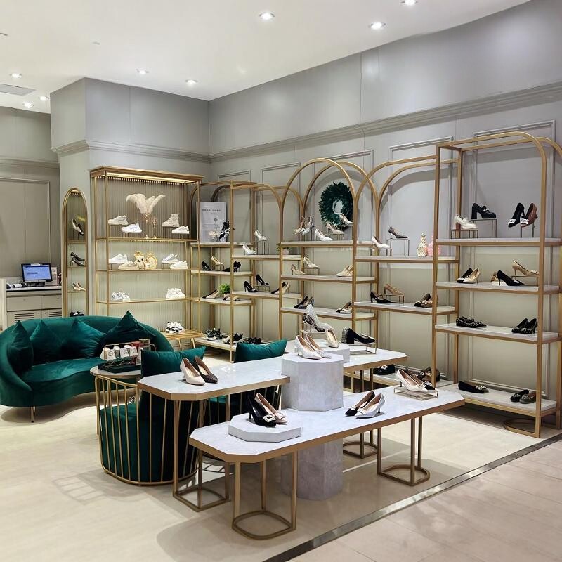 双皇冠诺贝达女鞋正品折扣店