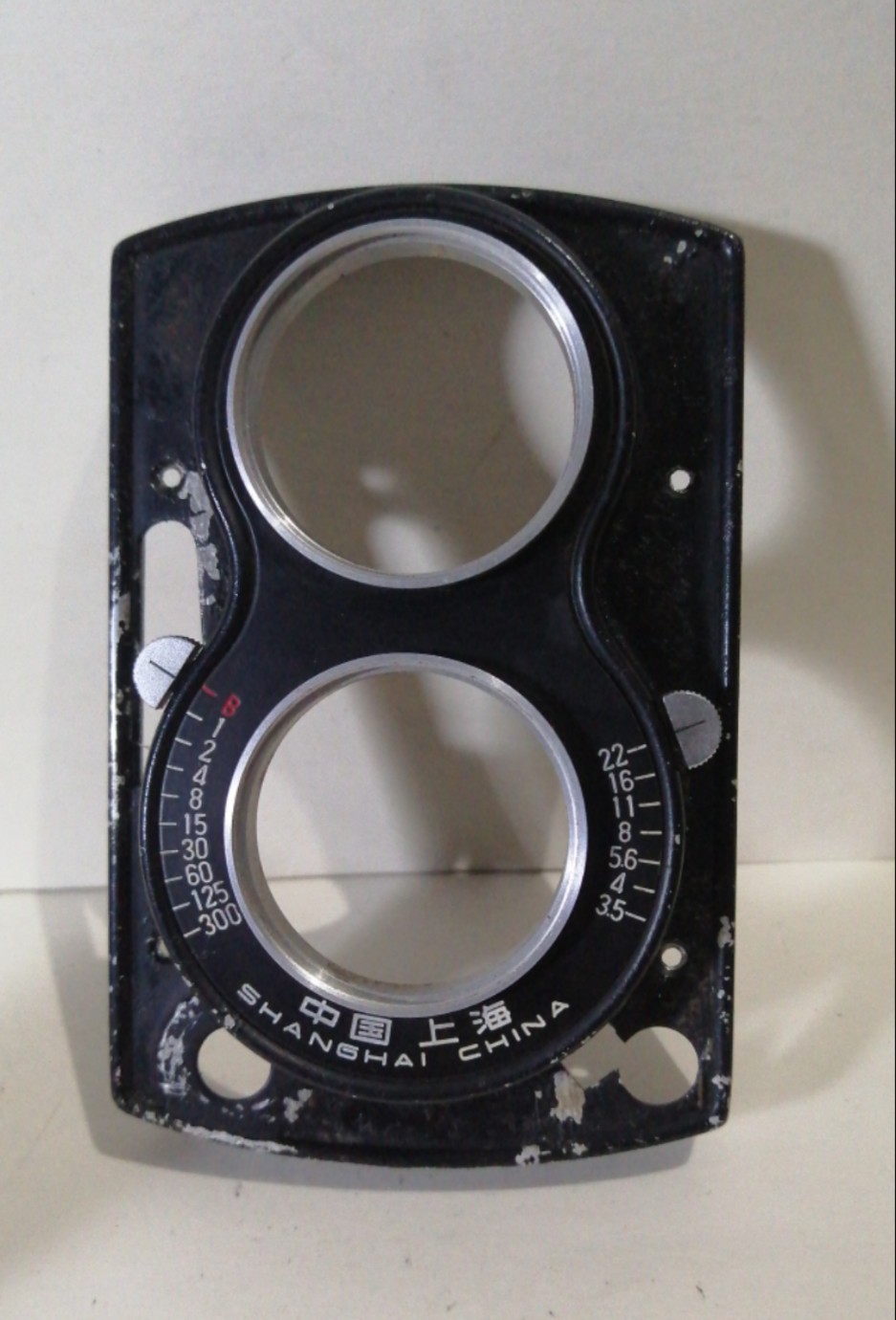 The front face of the Seagull 4B 4B~1 camera