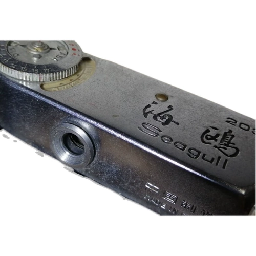 Seagull 203; красная слива HM ~ 1 и другие 120 складной камеры. Маленькие круглые окна (кнопка)