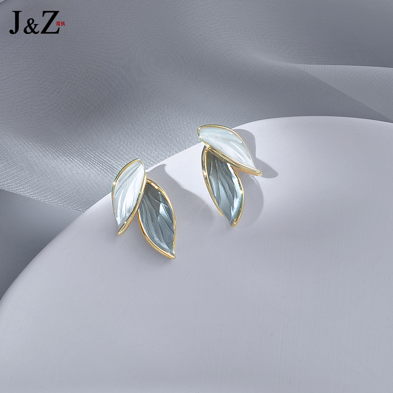 Temperament earrings female sterling silver earrings advanced sense niche design sense earrings 2021 New Tide ear clip without ear hole