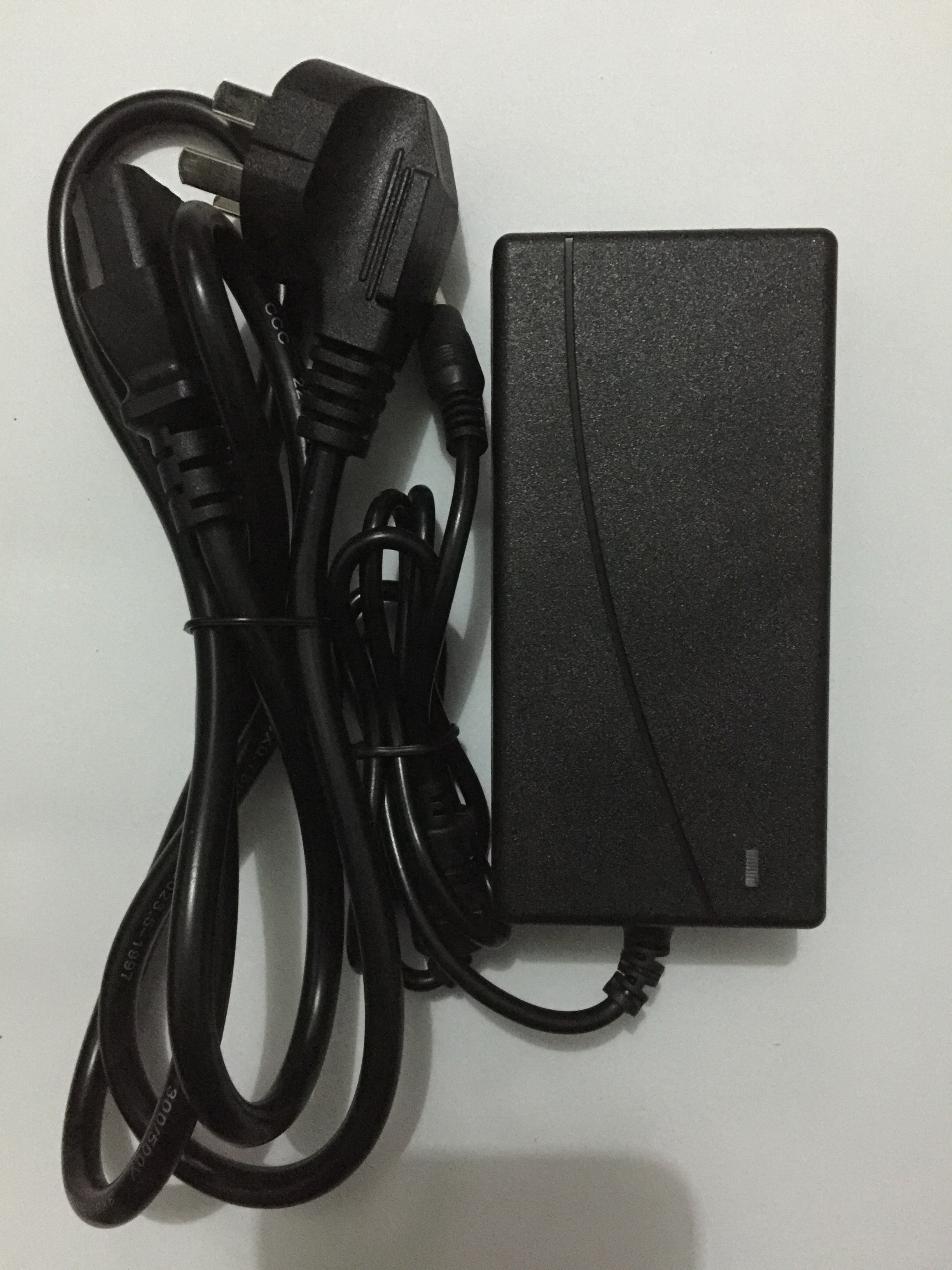 Application of the Pearl River prk-80 electronic organ electronic organ power supply power supply power supply power cord 12V3 5A