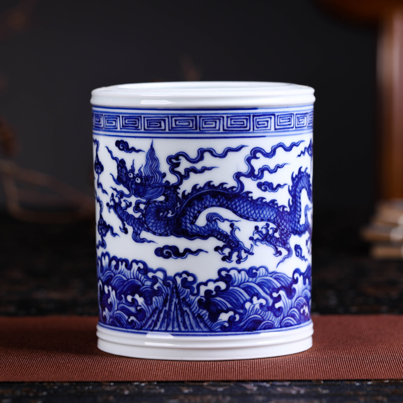 Offered home - cooked in jingdezhen porcelain stationery pen container hand - made stationeries appliance of blue and white porcelain ceramic art home furnishing articles