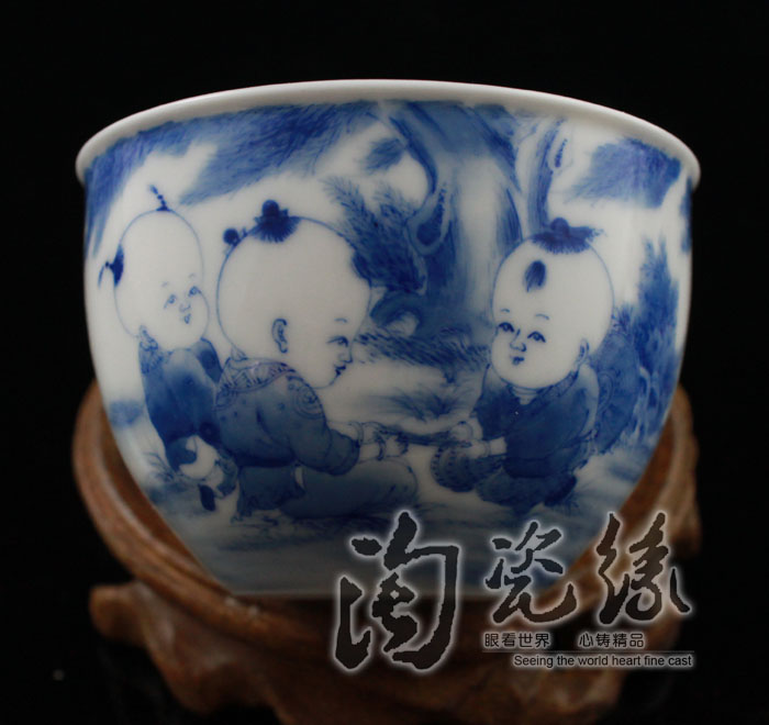 Offered home - cooked cup in hand of jingdezhen blue and white porcelain sample tea cup bowl manually handless small tea tea