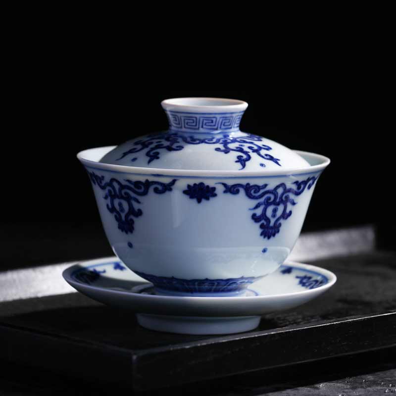 Offered home - cooked in jingdezhen porcelain tureen checking ceramic tea only three cup bowl hand - made of blue and white porcelain tea cups