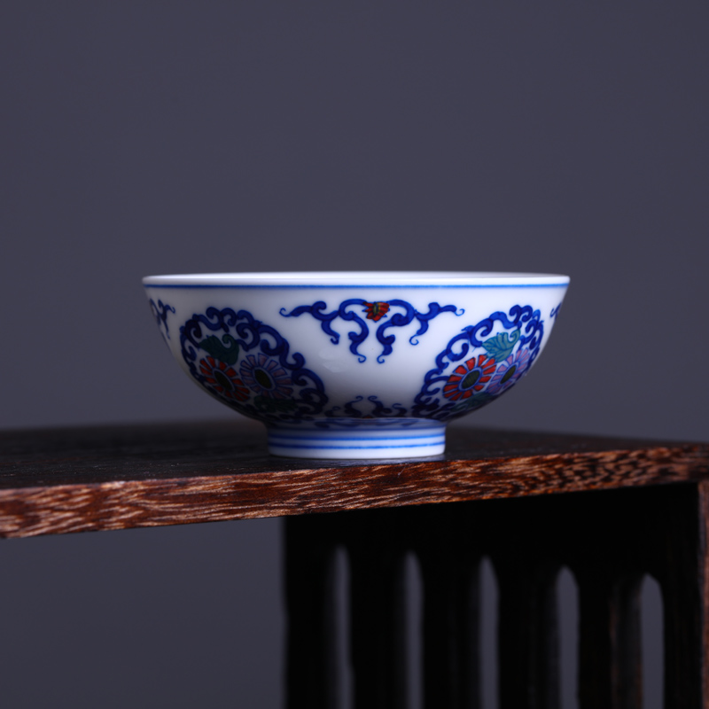 Tea offered home - cooked hand - made in blue and white porcelain bowl, jingdezhen porcelain Tea set sample Tea cup handless small Tea exchanger with the ceramics by hand