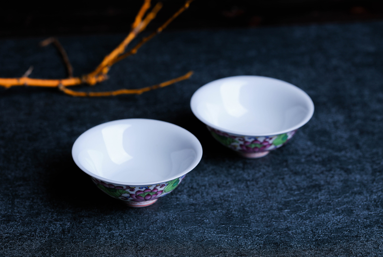 Offered home - cooked jingdezhen porcelain tea cups in hand colored enamel sample tea cup of tea, checking out ceramic bowl tea light