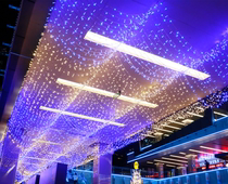 Outdoor colorful lights Waterproof colorful yard Courtyard Home room color changing flashing light string Shop window decoration New Year