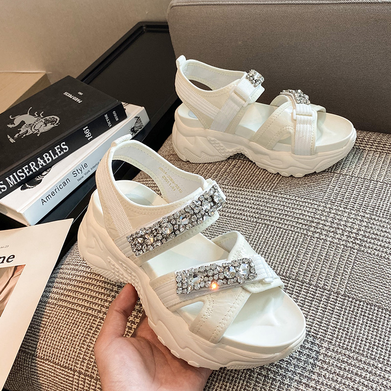 Hong Kong leather thick-soled rhinestone sandals women's 2021 summer new Velcro fashion all-match outerwear old shoes