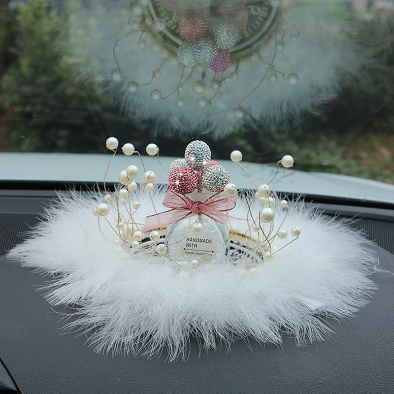 Water drill Balloon Fragrance Bottle Car Pendulum car On-board Interior Decoration Cute Mesh Red Interior Decoration Supplies Great Full Woman