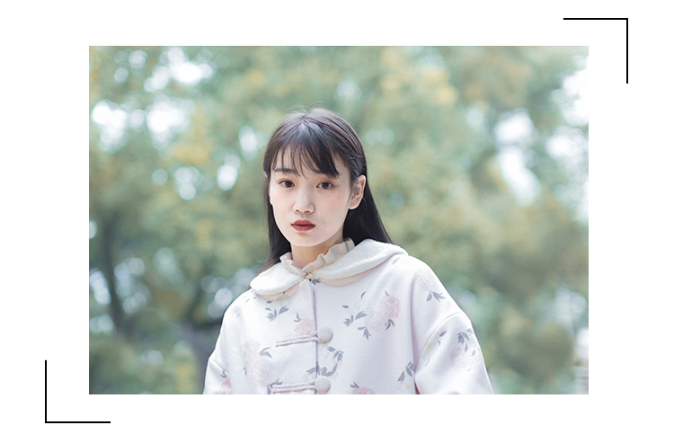 Bắc Minh có một câu cá [thư tình Bồ Đào Nha] áo len hoa retro retro nữ văn học nghệ thuật ngắn áo khoác nữ form rộng
