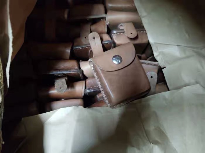 Three Packs Stock Brand New Finger North Needle Deposit Cow Leather Case 62 51 51 Style Universal 65 Case Head Layer Cow Leather