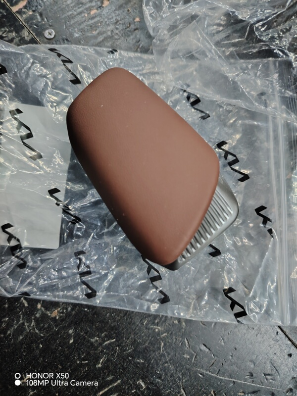 Suitable for Dongfeng Yueda Kia 21 Smart Run (Seltos) Gear Shift Knob Ace Smart Run (Seltos) Gear Shift Knob Brand New as Shown in the Picture Suitable for Dongfeng Yueda Kia 21 Smart Run (Seltos) Gear Shift Knob Ace Smart Run (Seltos) Gear Shift Knob Brand New as Shown in the Picture