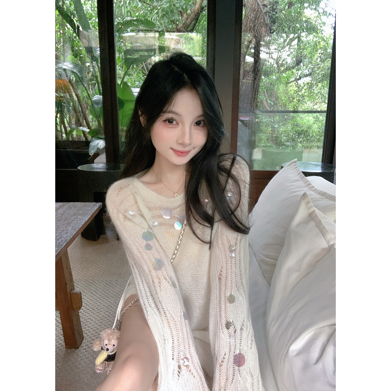 Zhou Yeye White Heavy-Duty Alpaca Wool Blend Sweater for Women, Early Spring New Style Top, Pure Desire Style Wool Knitwear