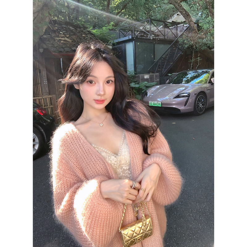 Zhou Yeye Pink Mohair Sweater Coat for Women 2026 Autumn and Winter New Style Top with a Lazy and High-End Feel Zhou Yeye Pink Mohair Sweater Coat for Women 2026 Autumn and Winter New Style Top with a Lazy and High-End Feel