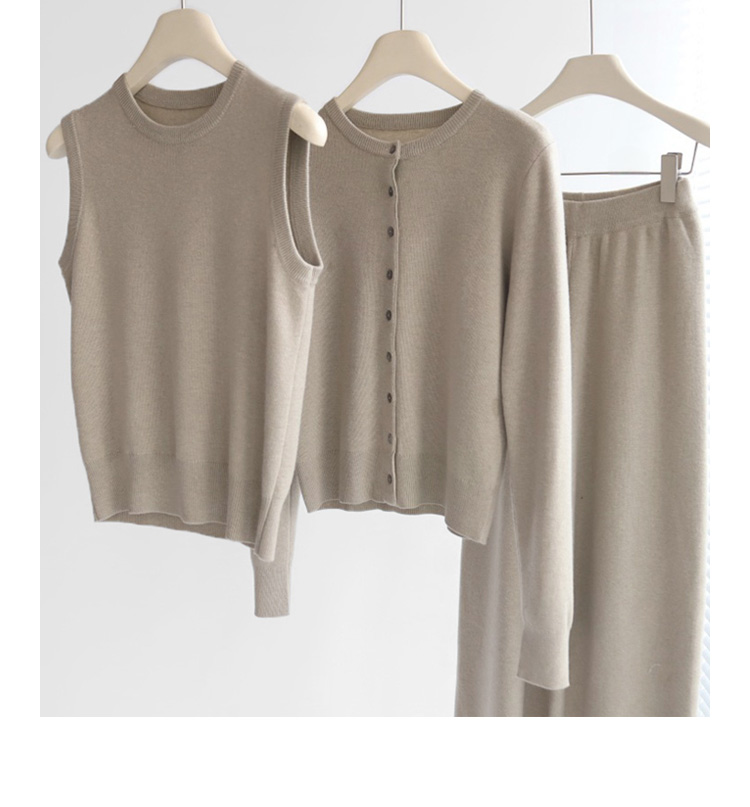 824556943519 (5).jpg