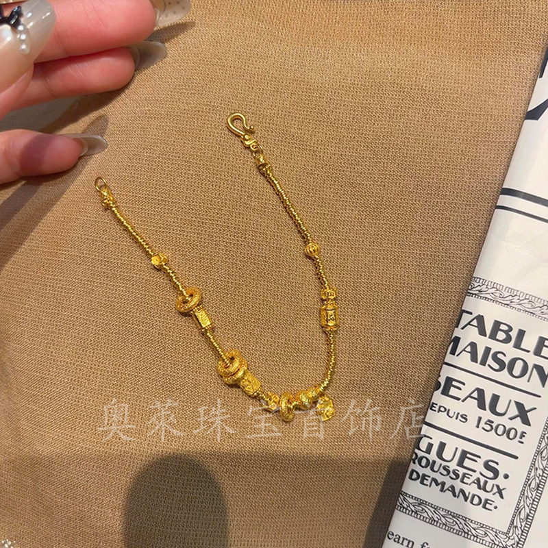 Gold-Colored Ancient-Style Crushed Gold Bracelet, Exquisite and Versatile, High Aesthetic Value, Enhances Complexion, Vintage Light Luxury Court-Style Jewelry