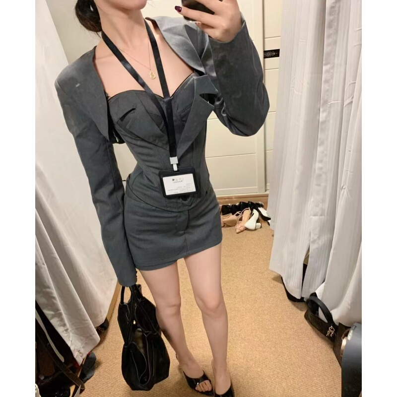 Atmospheric Hot Girl Secretary Outfit: Women's Short Lapel Blazer, Camisole, High-Waisted Tight-Fitting Bodycon Skirt Three-Piece Set