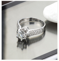 18K gold diamond ring 30 fen 50 diamond ring for Women 1 karat finds a set married platinum explicit drill qun xiang