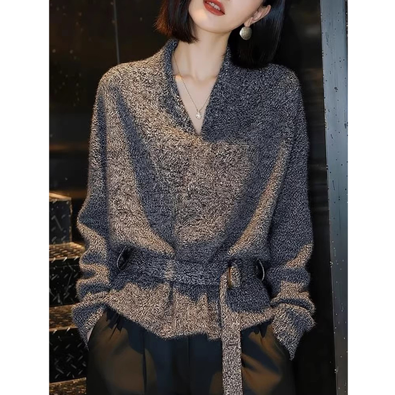 Gray V Neck Knitted Cardigan for Women in Autumn and Winter, Lazy, High-End, Stylish, Age-Reducing, Lace-Up Waist-Cinching Sweater Jacket Top