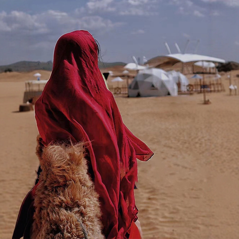 Egypt Xinjiang Desert Travel Photography Cotton and Linen Red Scarf Women's Thin Beach Silk Scarf Sun Protection Large Shawl Headscarf Scarf Egypt Xinjiang Desert Travel Photography Cotton and Linen Red Scarf Women's Thin Beach Silk Scarf Sun Protection Large Shawl Headscarf Scarf