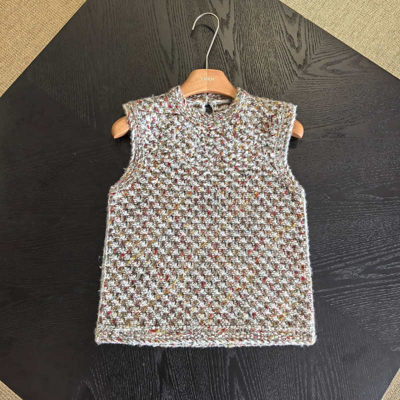 High-End Version L~P Heavy-Duty Silk Cashmere Floral Yarn Knitted Vest with Genuine Leather Buttons, Jacket, Sweater, Vest for Women, New High-End Version L~P Heavy-Duty Silk Cashmere Floral Yarn Knitted Vest with Genuine Leather Buttons, Jacket, Sweater, Vest for Women, New