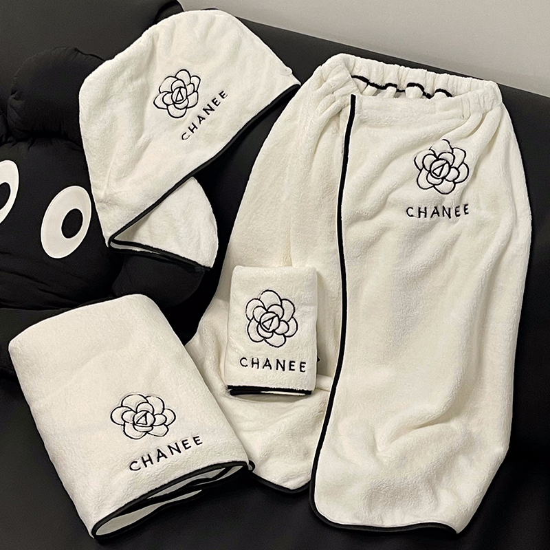 Bath Towel, Bath Skirt, Hair Drying Cap, Wearable Three-Piece Set, Couple's Household Large Towel, Unisex, Absorbent, Quick-Drying Bath Towel Bath Towel, Bath Skirt, Hair Drying Cap, Wearable Three-Piece Set, Couple's Household Large Towel, Unisex, Absorbent, Quick-Drying Bath Towel