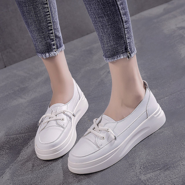 44 extra large women's shoes 41 to 43 thick soles 40 versatile 42 casual sneakers small size white shoes women 313233 single shoes