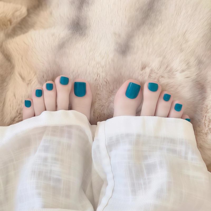 Spring and Summer New Style Pure Handmade Peacock Blue Toenail Stickers, Detachable Finished Toenail Nail Art Patches