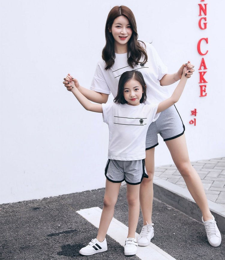 Trang phục bố mẹ con 2019 hè mới gia đình ba tay ngắn phù hợp với đồ thể thao cotton mẹ chồng nữ cả nhà - Trang phục dành cho cha mẹ và con áo liền quần cho bé