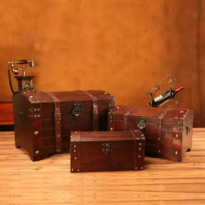 Antique window decoration decoration decoration old-fashioned storage box European-style shooting props retro large wooden box