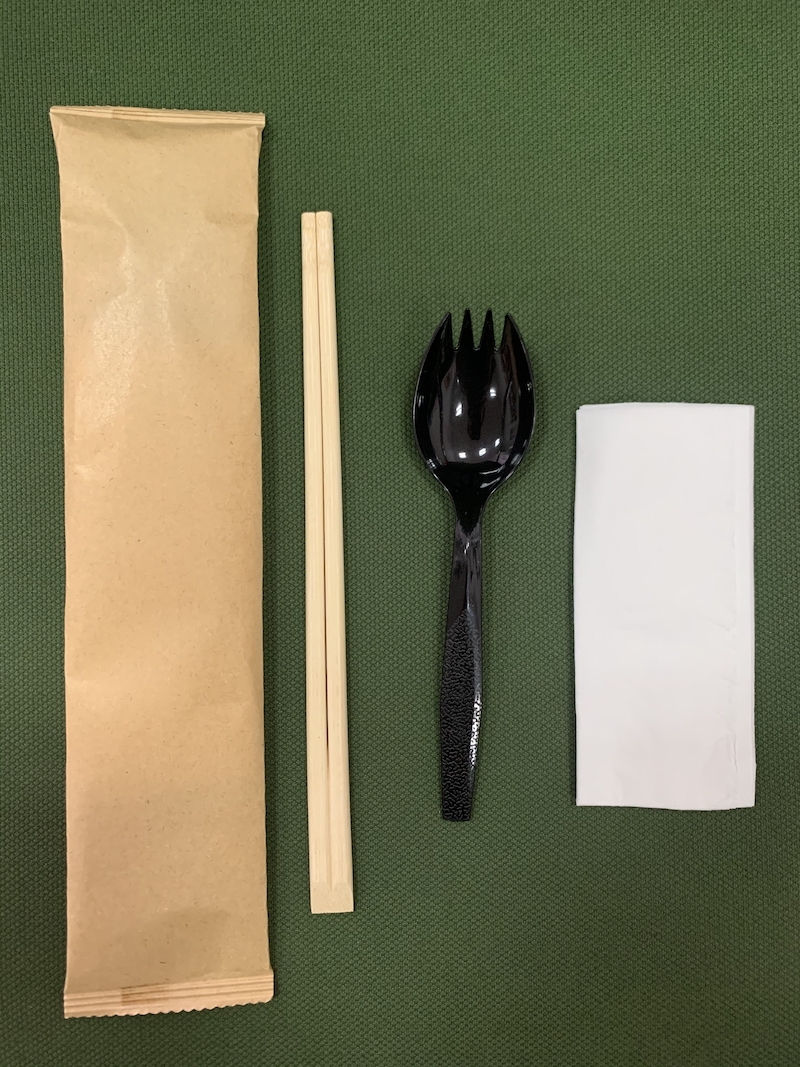 Tableware pack Fork spoon Chopsticks Paper towel 3 piece set 100 set bag