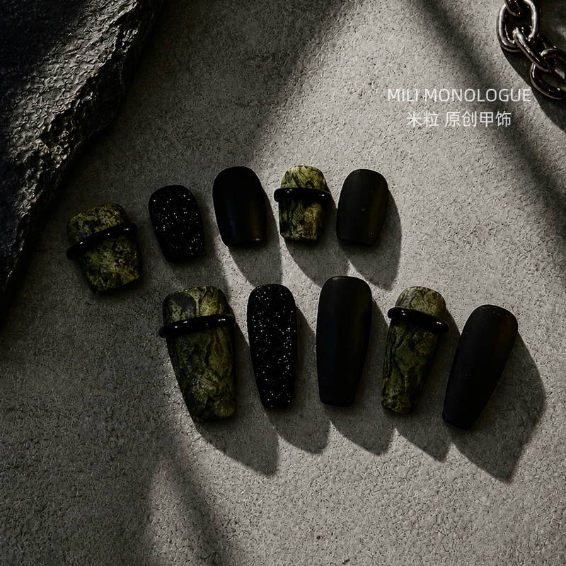 【Mili】Ink-Scaled Green Frosted Snake Pattern Original Design Niche Personality Texture Short Style Wearable Nail Art 【Mili】Ink-Scaled Green Frosted Snake Pattern Original Design Niche Personality Texture Short Style Wearable Nail Art