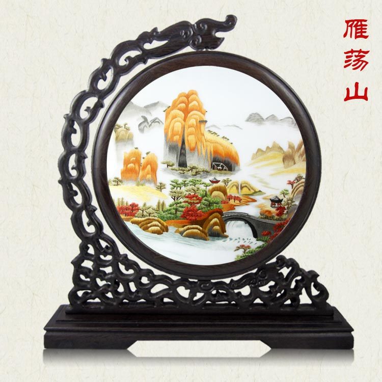 Wenzhou Ou Embroidered Mountain Panda Pure Handmade Embroidery Technique Double-sided Embroidered and Pendulum Pieces Gift Zhejiang Featured Gift