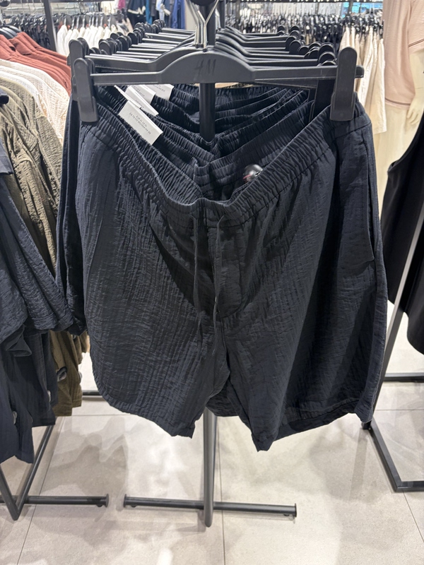 Authentic Store Product 1332024 Spring New Casual Shorts Authentic Store Product 1332024 Spring New Casual Shorts