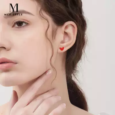 Red love ear needle female senior sense light luxury simple earrings 2021 New Tide niche heart-shaped earrings autumn