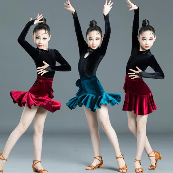 Latin dance practice clothing girls velvet autumn and winter long-sleeved two-piece children's Latin dance dress performance costume competition