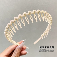 Волнистый ободок