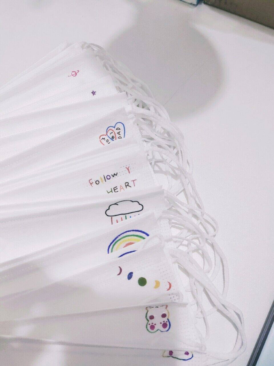 Mask fun small stickers ins wind Japan and South Korea decorative cute stickers dedicated smiley face love high value