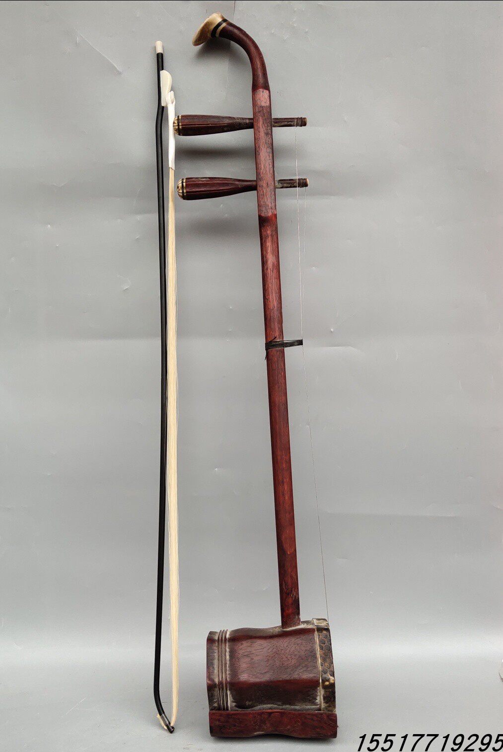 Old Tibetan ancient playing Treasured old red wood pure hand engraving old Erhu a collection of products can be used-Taobao