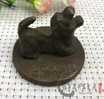 Dog head seal Gold and stone seal carving Ancient chapter Old chapter Antique miscellaneous antique collection Old bronze Brass bronze round