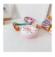 Красный пончик