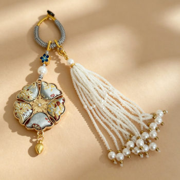 Mid-autumn festival song brocade pendant with exquisite treasures and flowers