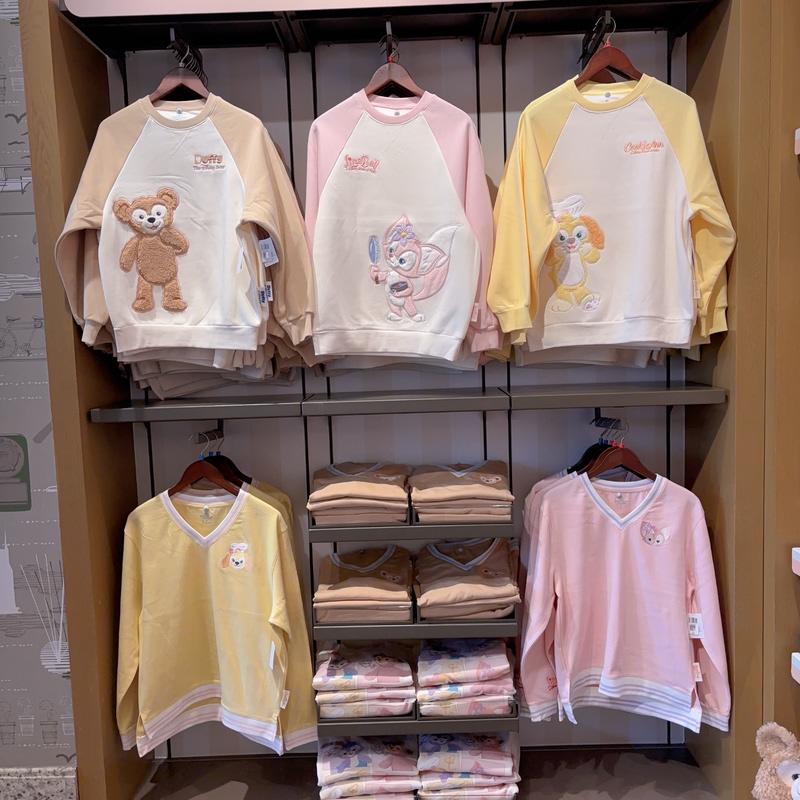 Shanghai Disney Domestic Distributor Duffy Lingna Belle Keqi'An Cartoon Pattern Spring and Autumn New Long-Sleeved Sweatshirt