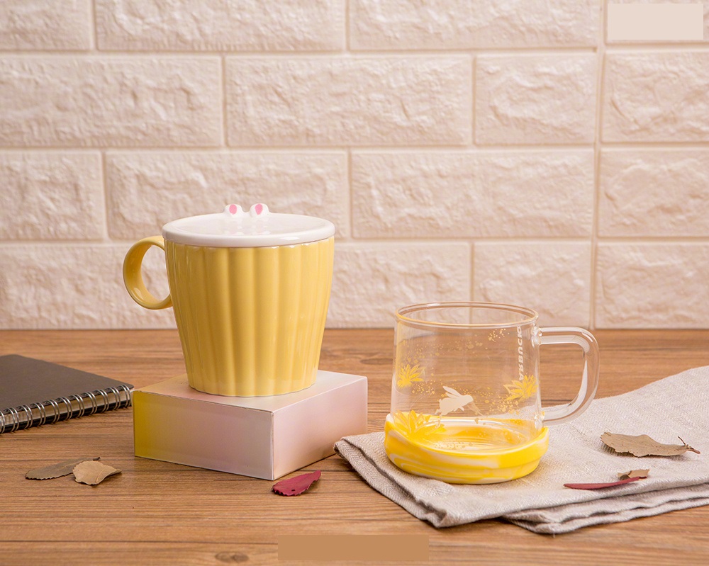 Double 11 activity Starbucks cup 355ml short ear moon rabbit ceramic mug with lid