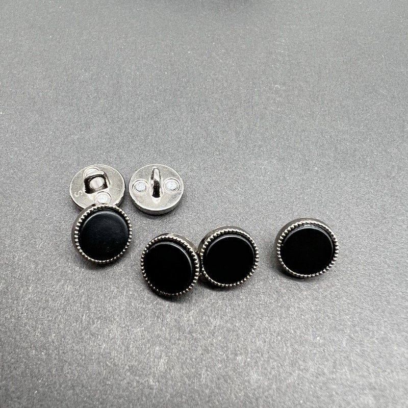 Manufacturer's Popular High-Edge, Fine-Edge, Double-Plated Metal Shirt Polo Shirt Buttons 10mm and 11.5mm